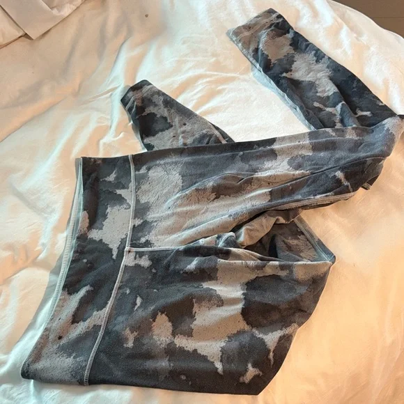 Gray and Black Tie-Dye lululemon Leggings - Picture 1 of 6